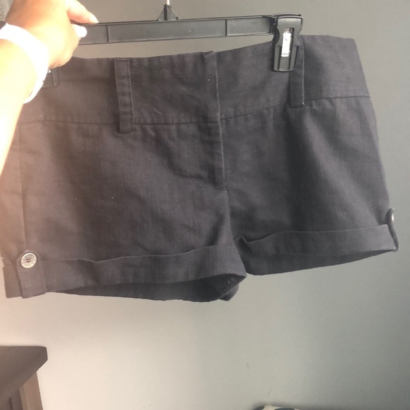 Guess wide band shorts - Picture 1 of 7